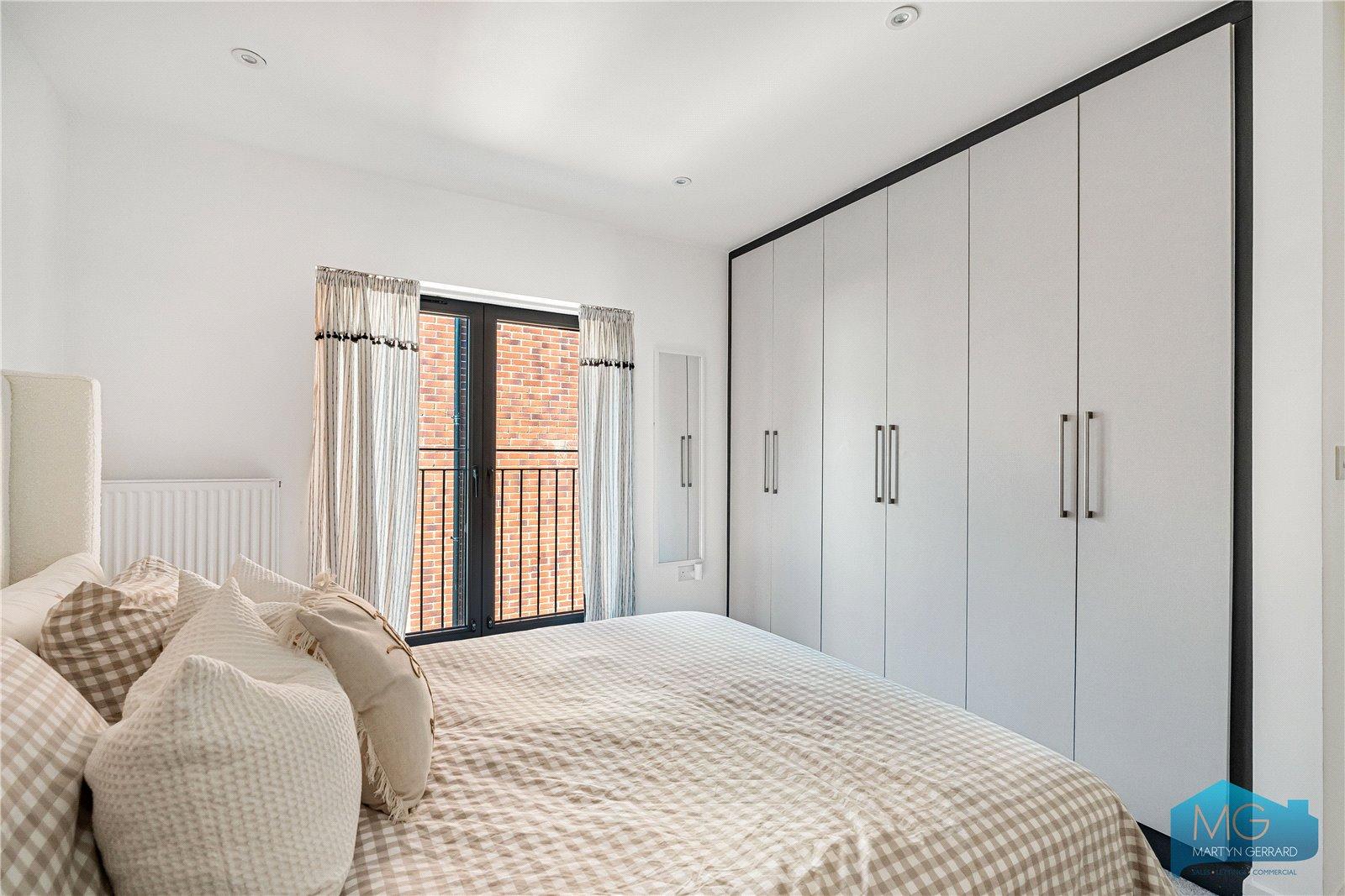 1 bedroom Apartment for sale - Martyn Gerrard