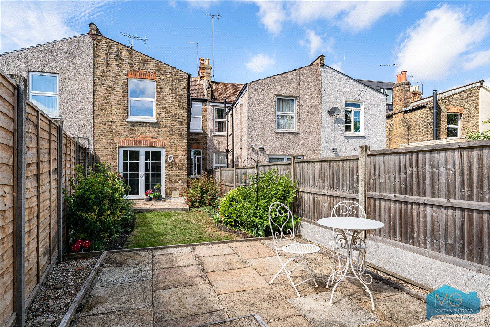 4 bedroom Terraced House for sale - Martyn Gerrard