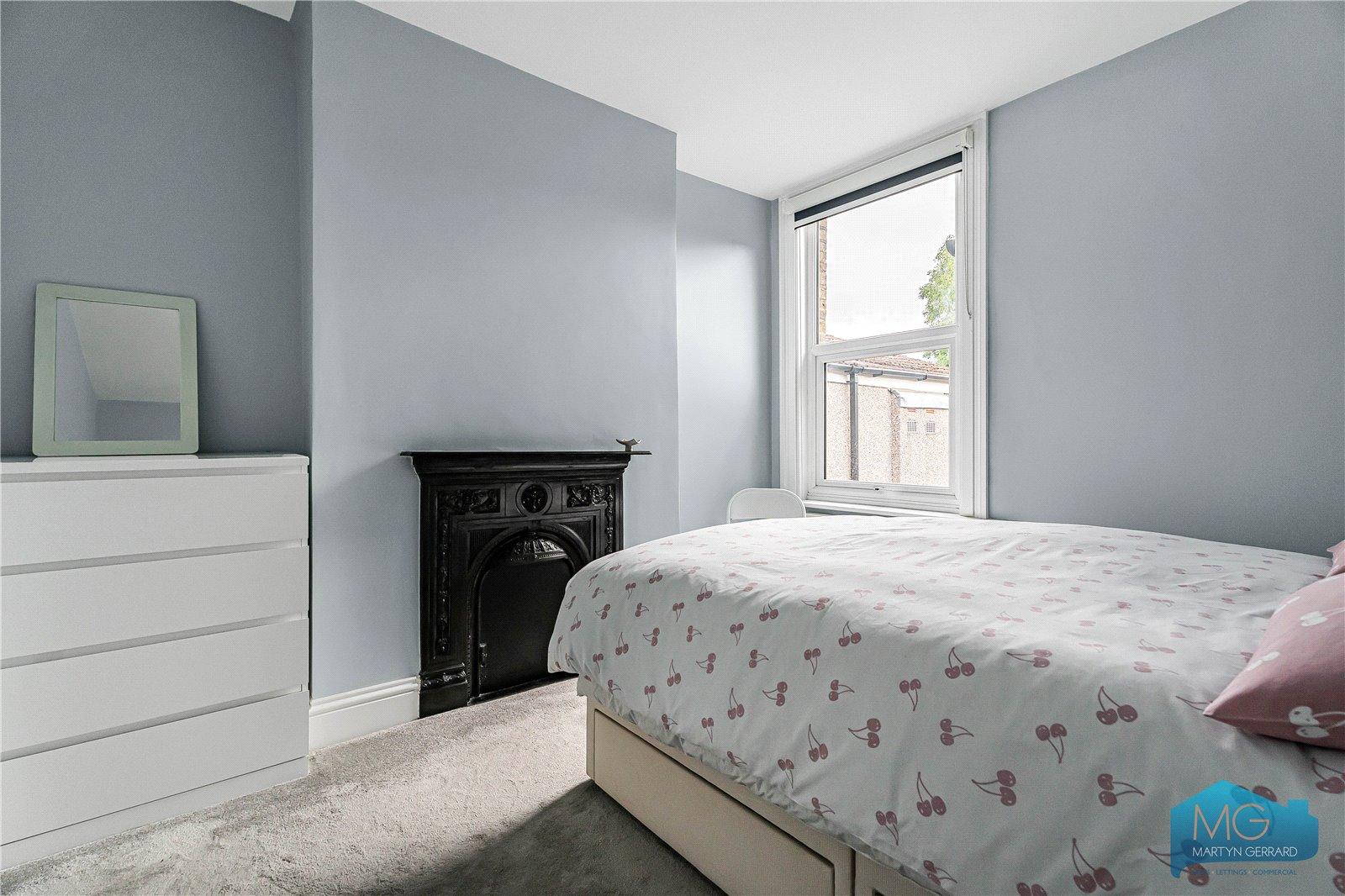4 bedroom Terraced House for sale - Martyn Gerrard