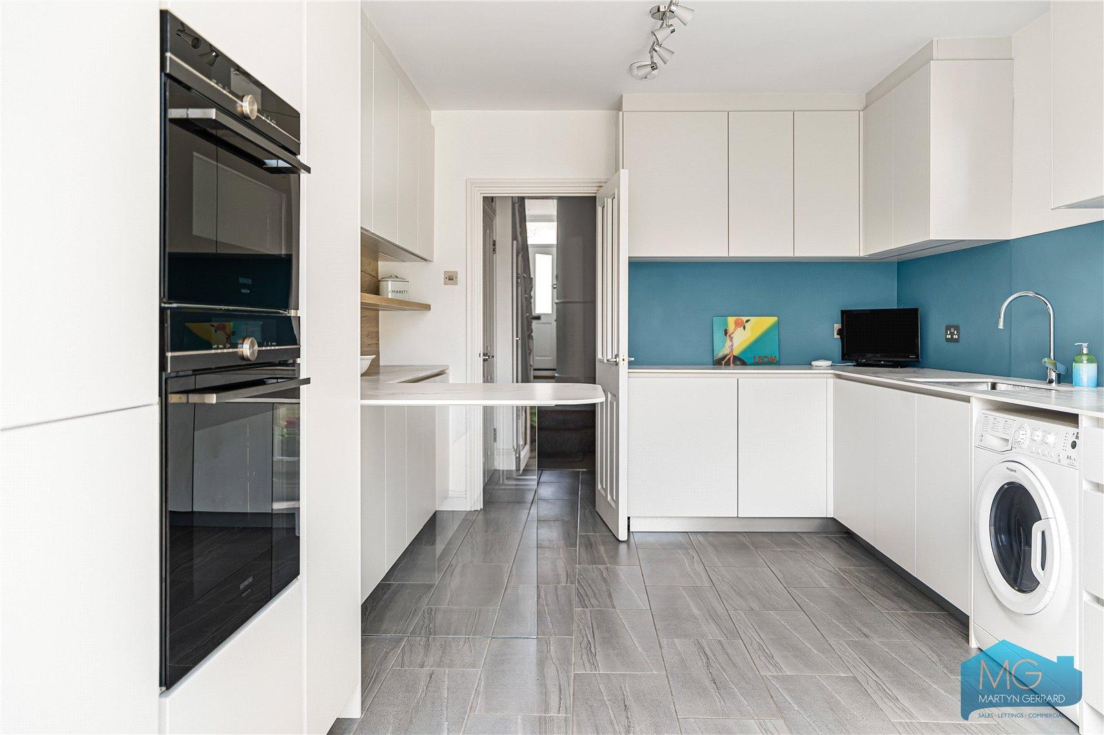 4 bedroom Terraced House for sale - Martyn Gerrard
