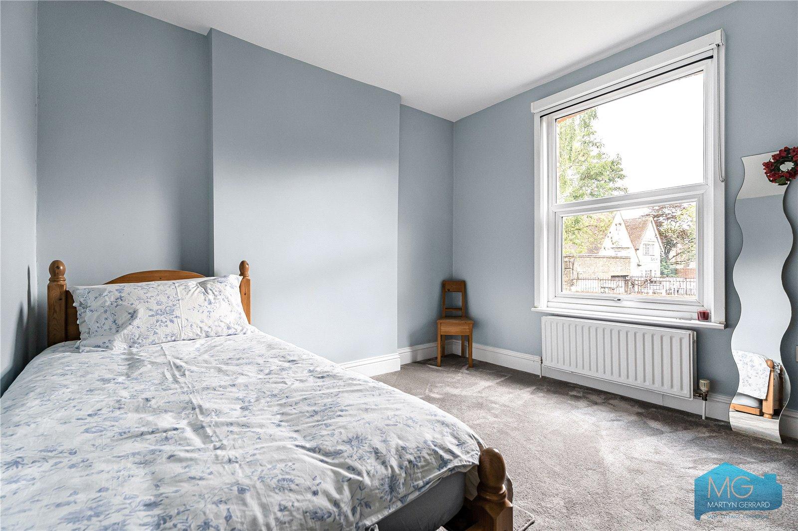 4 bedroom Terraced House for sale - Martyn Gerrard