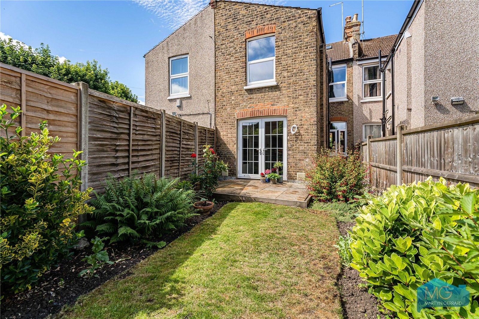 4 bedroom Terraced House for sale - Martyn Gerrard