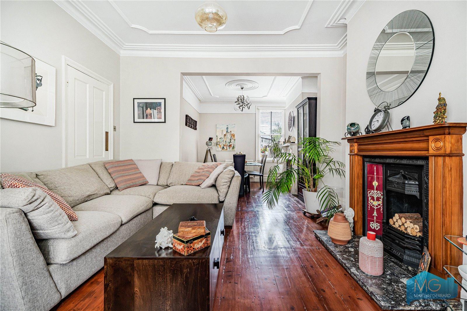 3 bedroom Terraced House for sale - Martyn Gerrard