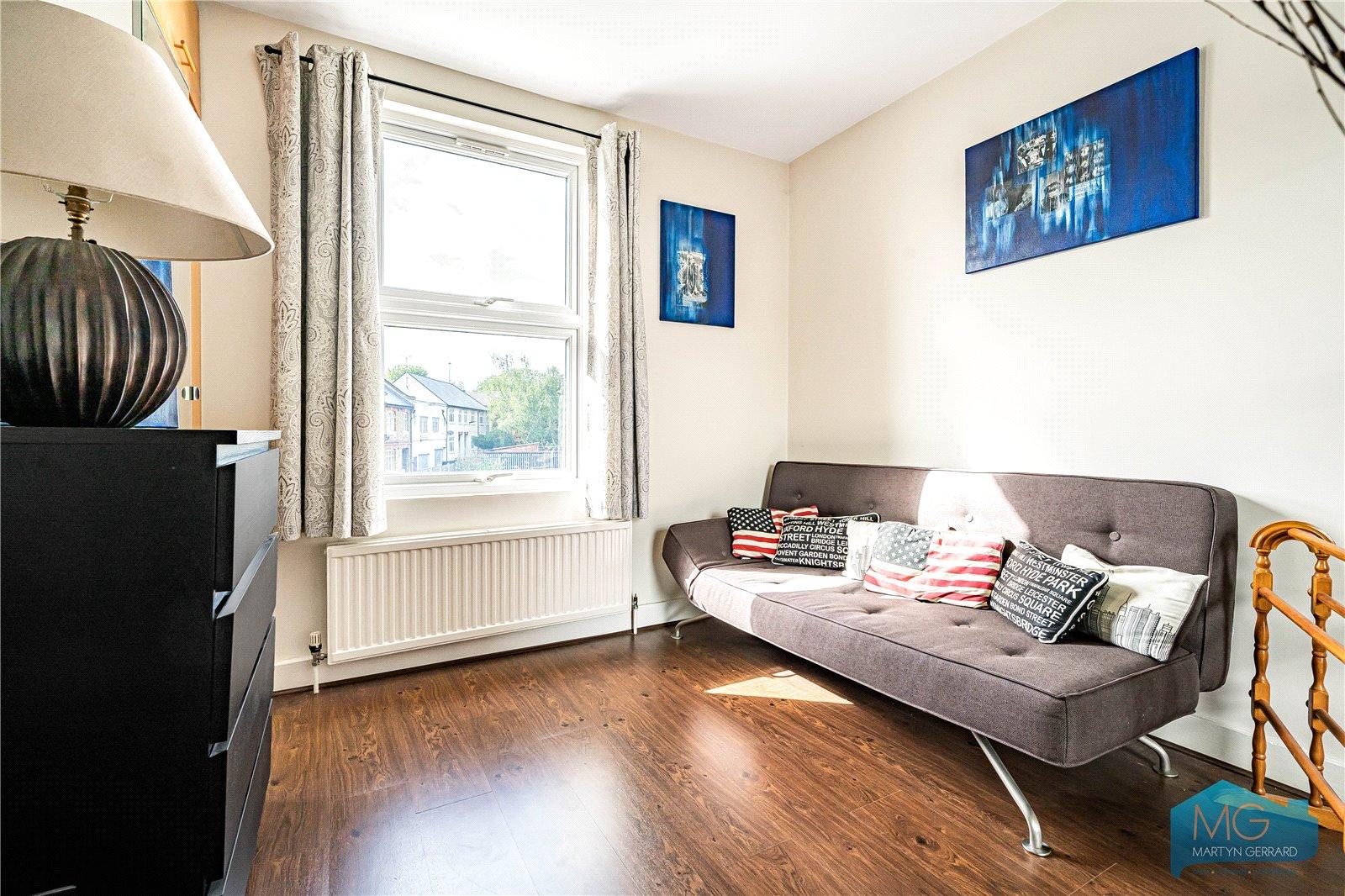 3 bedroom Terraced House for sale - Martyn Gerrard
