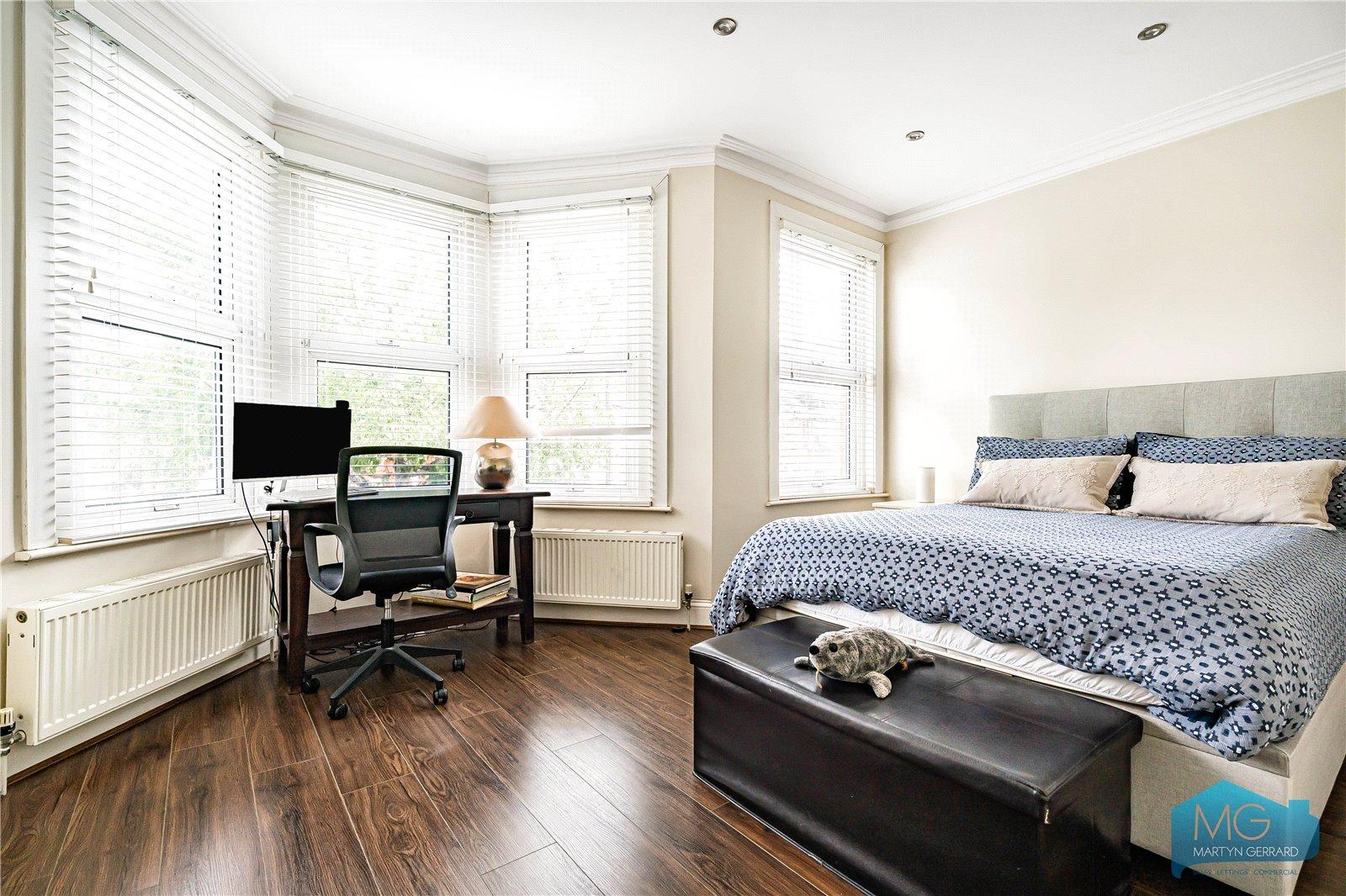 3 bedroom Terraced House for sale - Martyn Gerrard