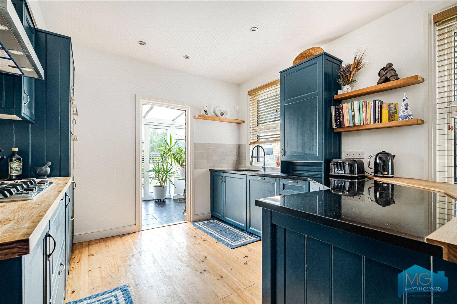 3 bedroom Terraced House for sale - Martyn Gerrard