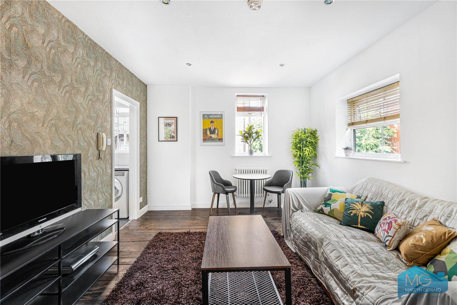 2 bedroom Apartment for sale - Martyn Gerrard
