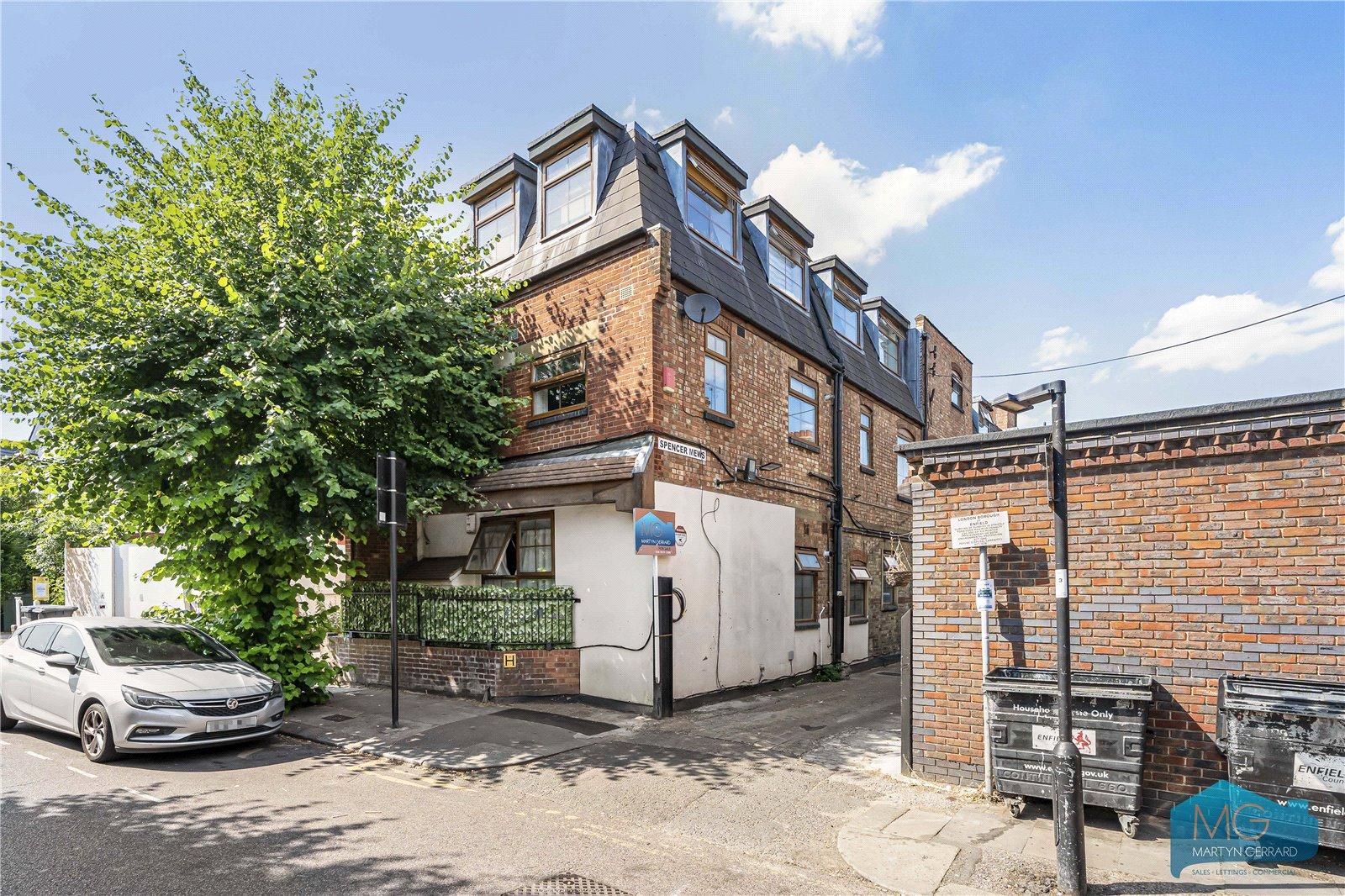 2 bedroom Apartment for sale - Martyn Gerrard