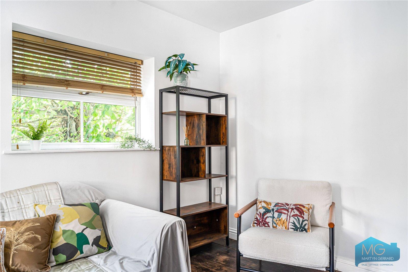 2 bedroom Apartment for sale - Martyn Gerrard