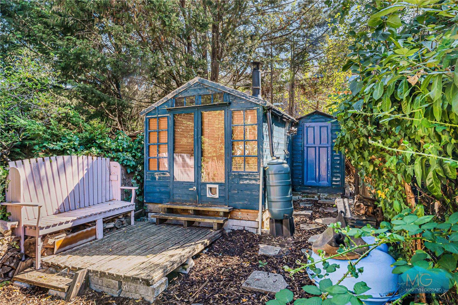 2 bedroom House for sale - Martyn Gerrard