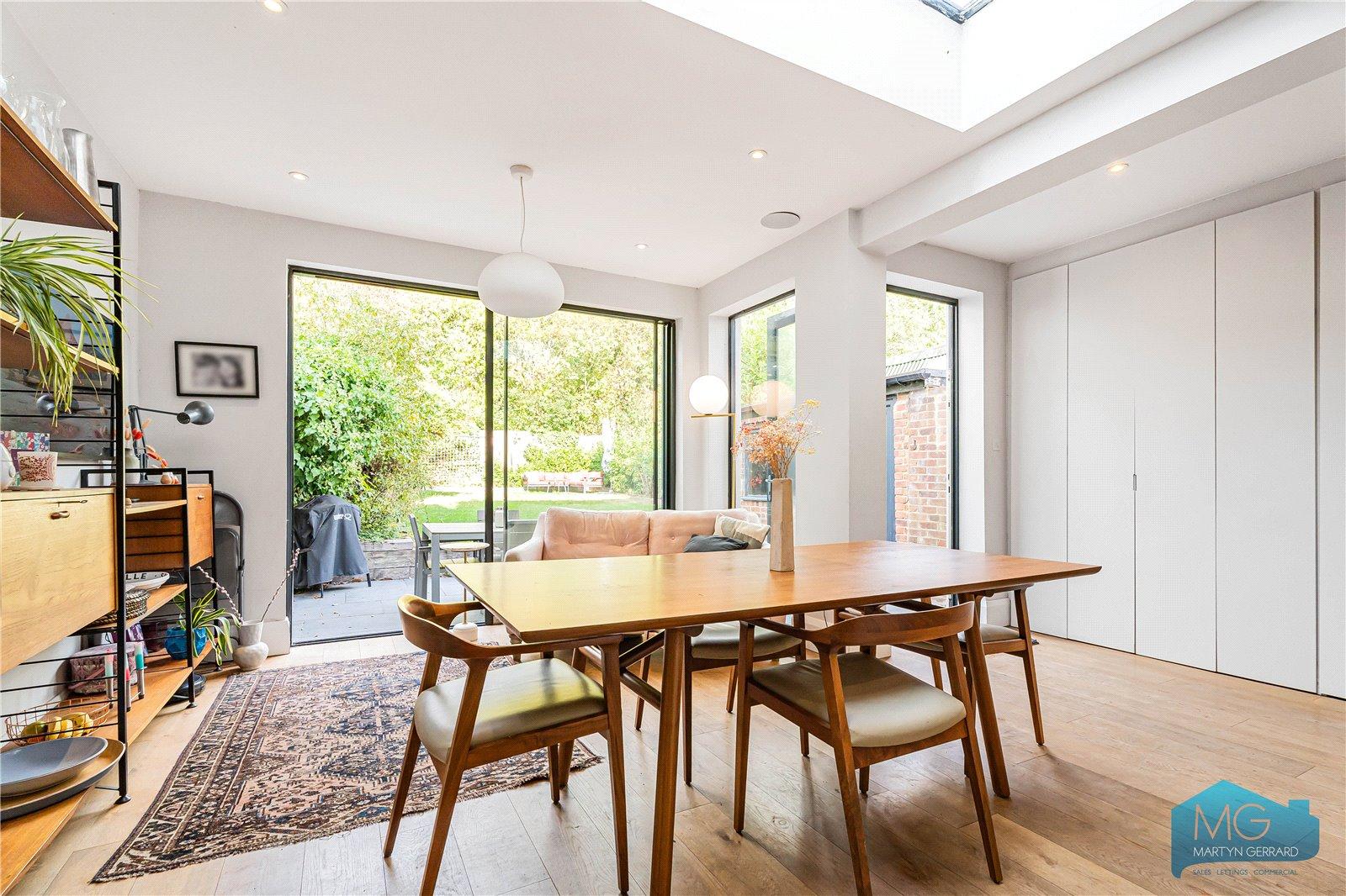 4 bedroom Semi-Detached House for sale - Martyn Gerrard