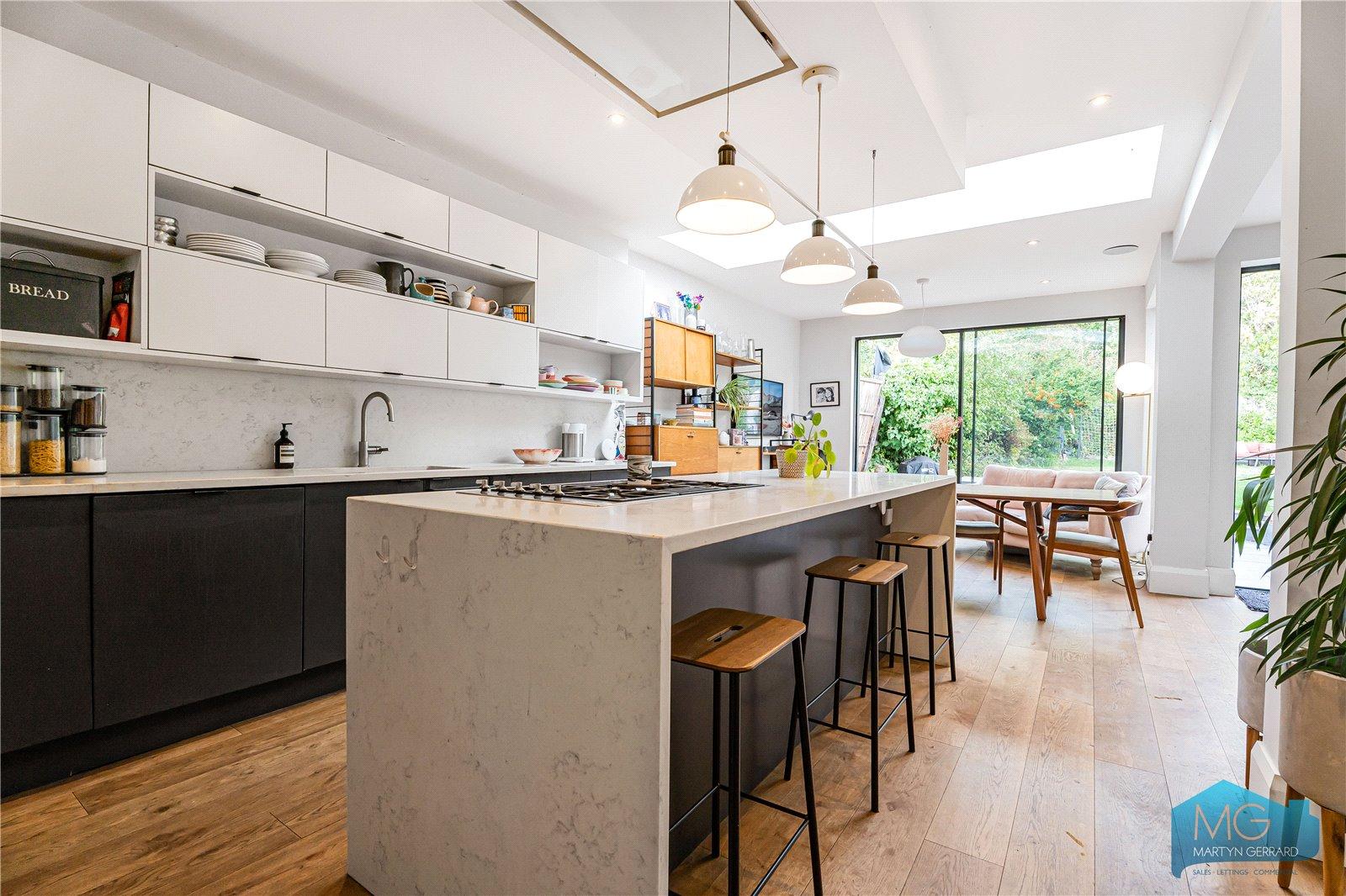 4 bedroom Semi-Detached House for sale - Martyn Gerrard