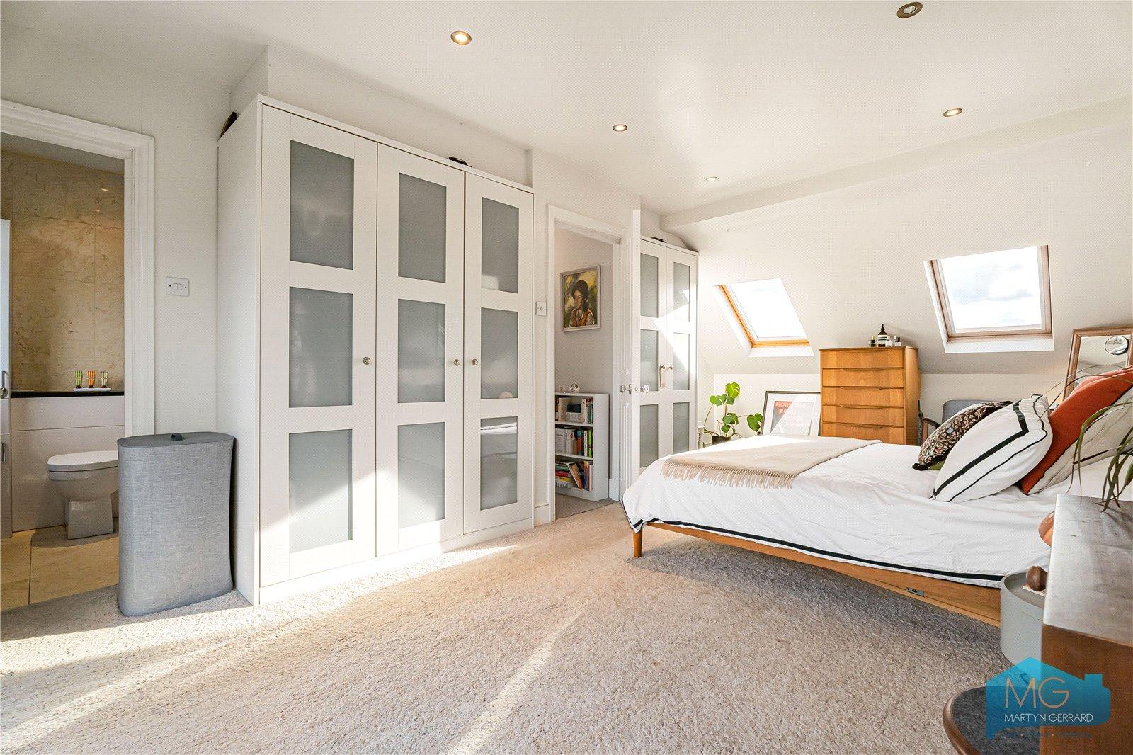 4 bedroom Semi-Detached House for sale - Martyn Gerrard
