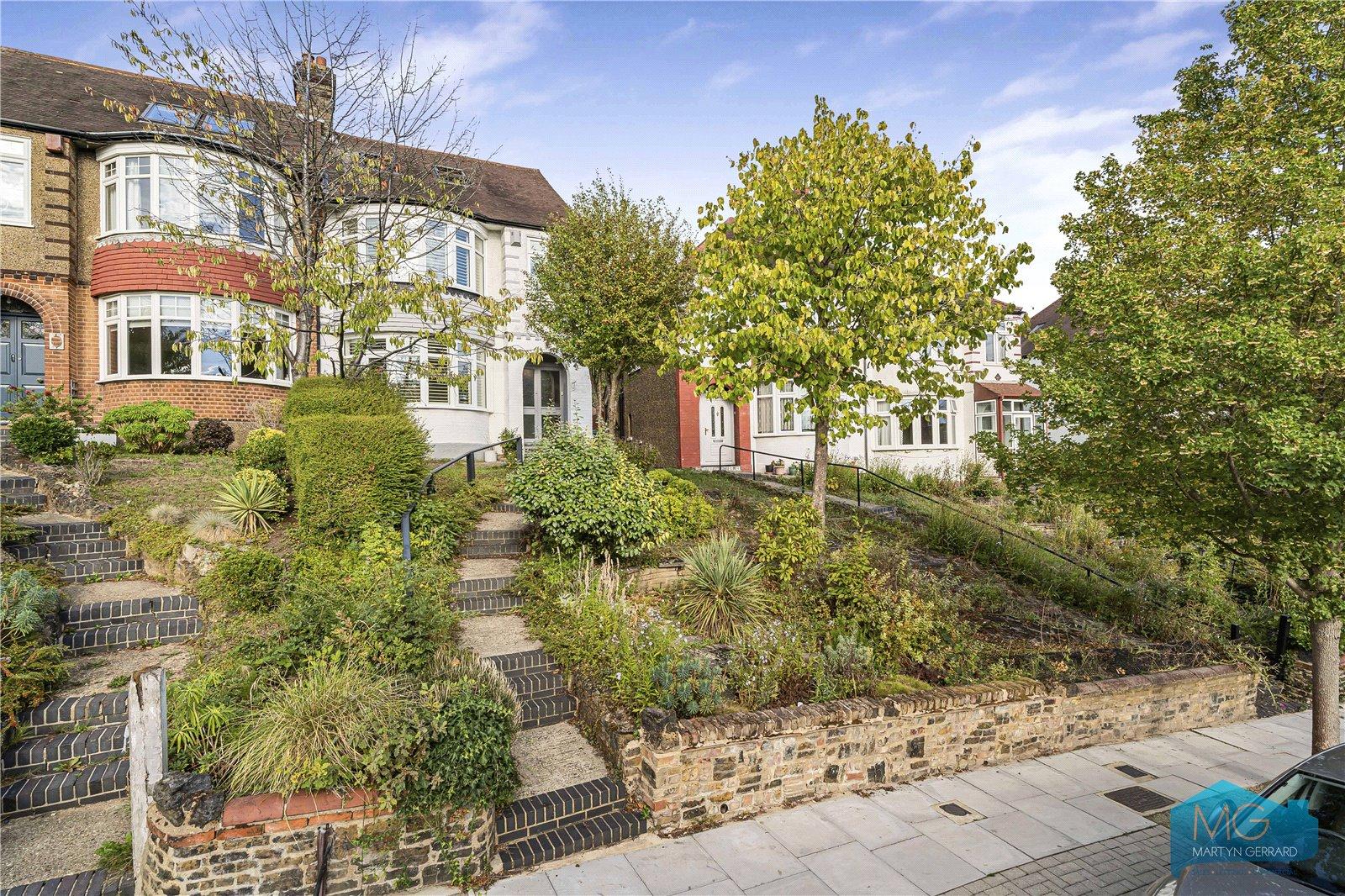 4 bedroom Semi-Detached House for sale - Martyn Gerrard