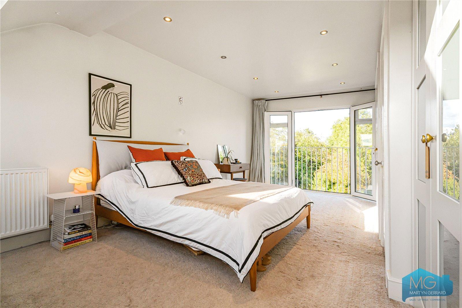 4 bedroom Semi-Detached House for sale - Martyn Gerrard