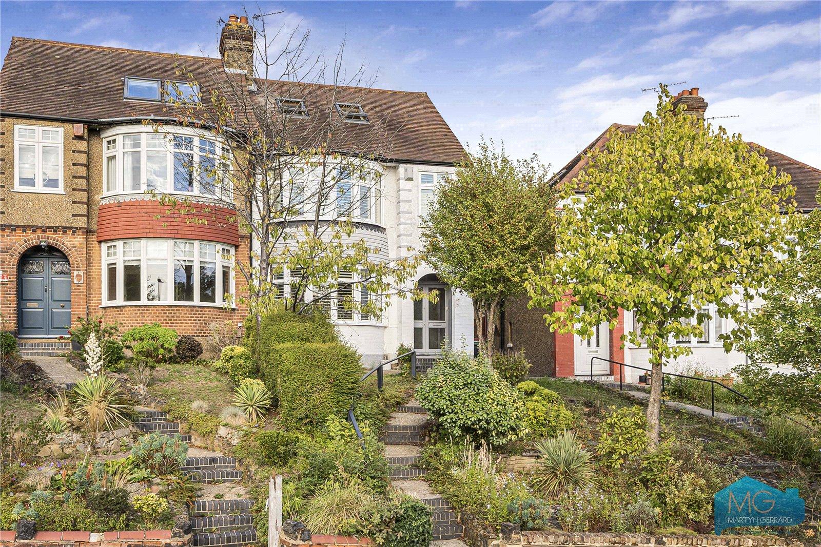 4 bedroom Semi-Detached House for sale - Martyn Gerrard