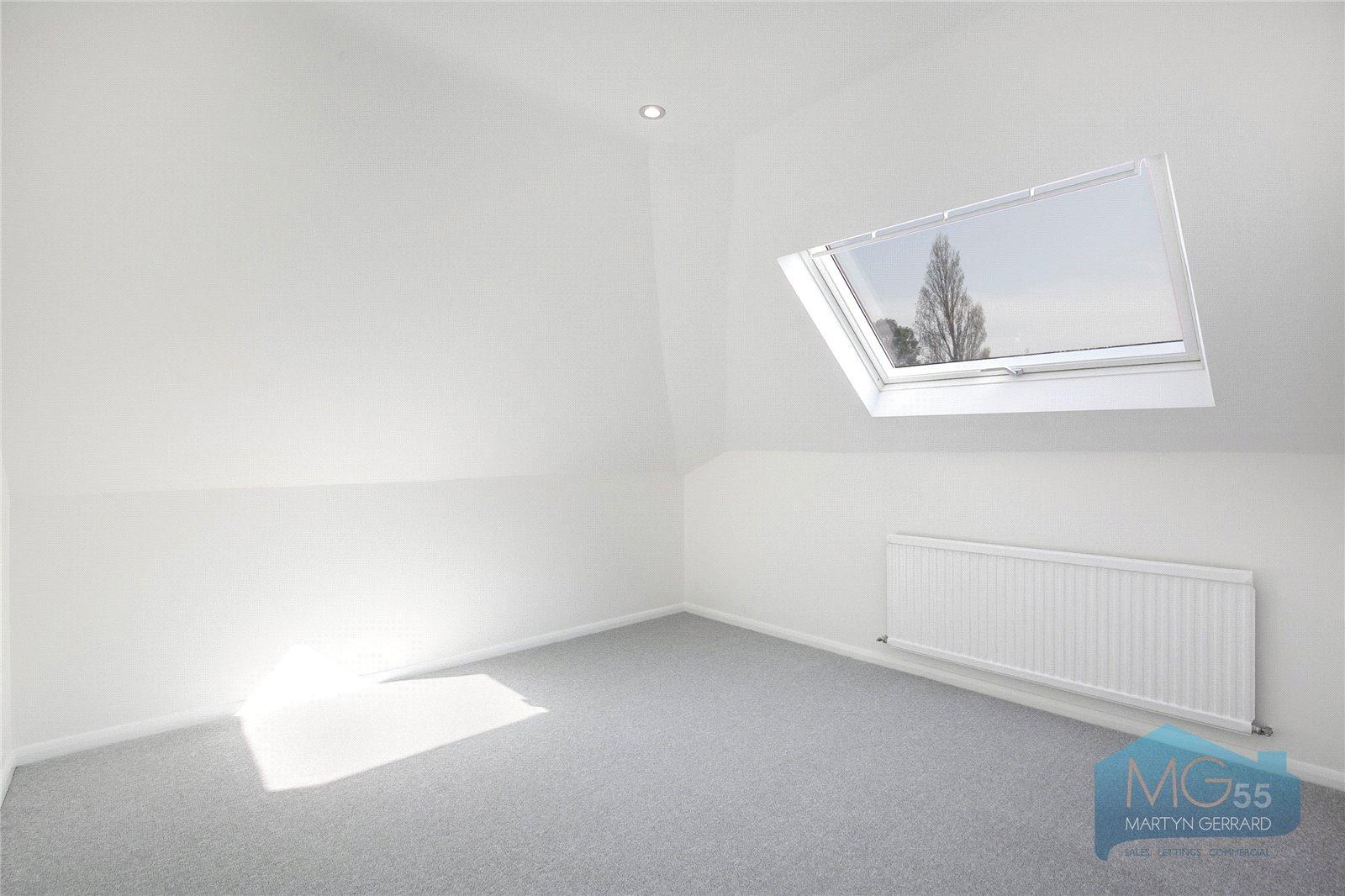 2 bedroom Apartment to rent - Martyn Gerrard