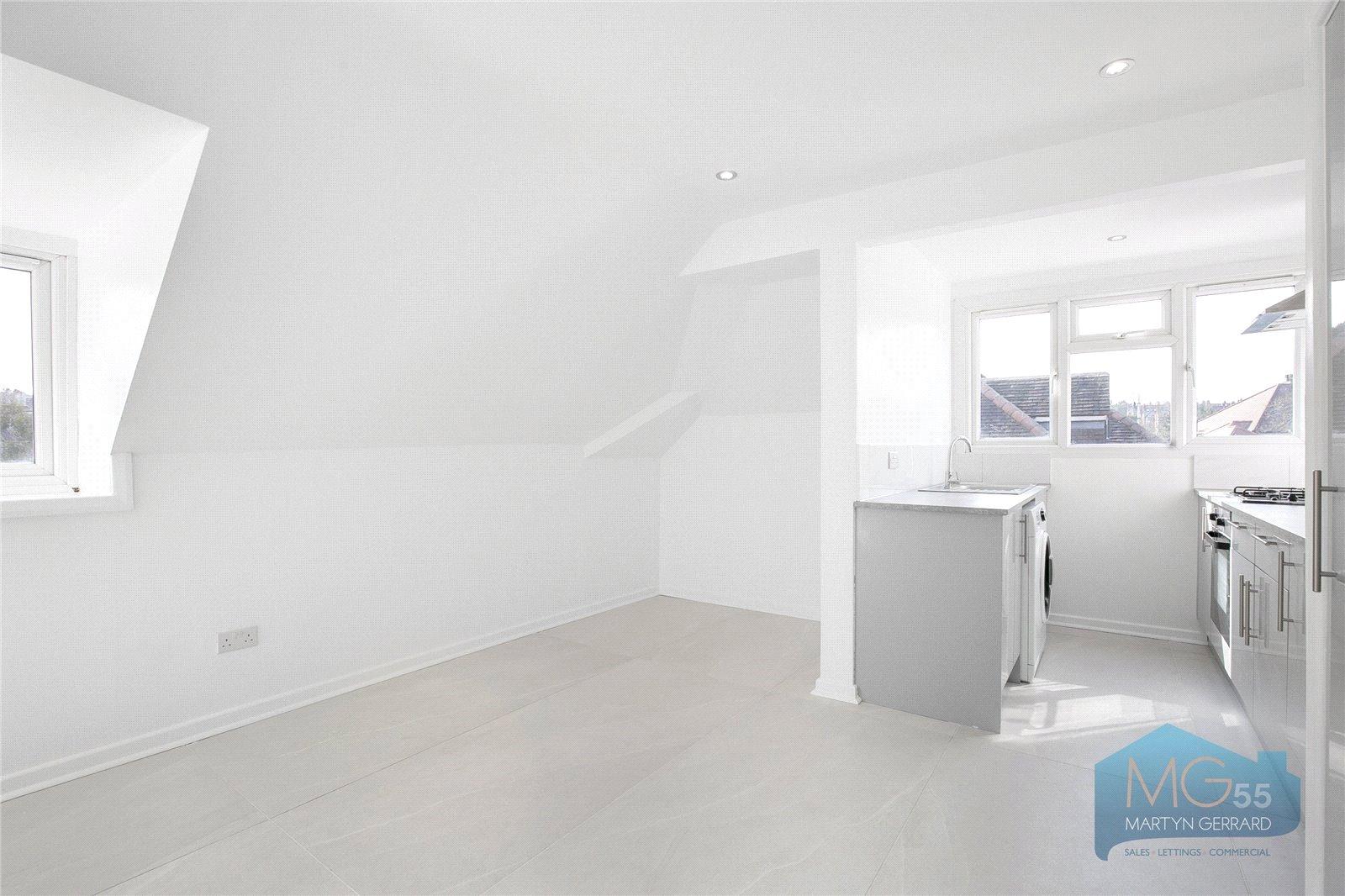 2 bedroom Apartment to rent - Martyn Gerrard