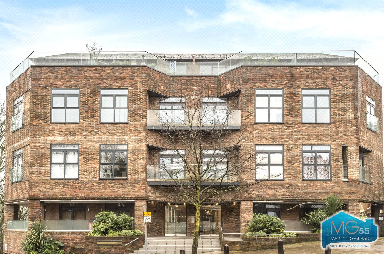 2 bedroom Apartment to rent - Martyn Gerrard