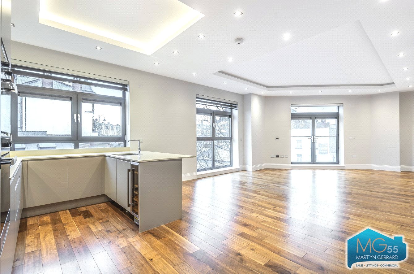 2 bedroom Apartment to rent - Martyn Gerrard