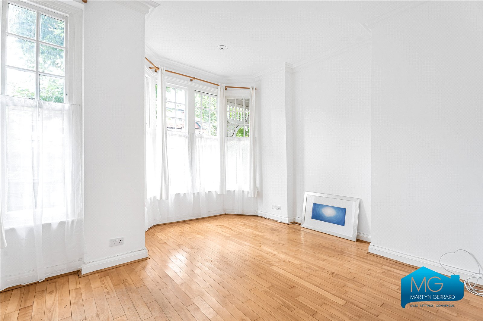 Princes Avenue, London, N10+  - Martyn Gerrard