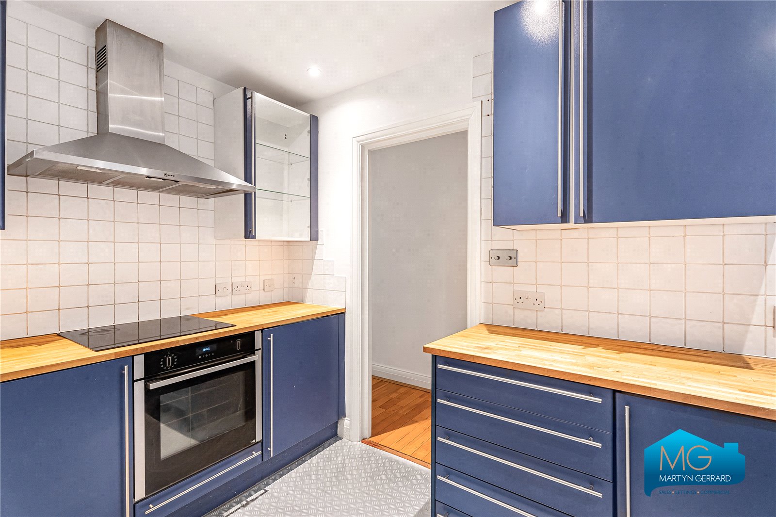 1 bedroom Semi-Detached House to rent - Martyn Gerrard