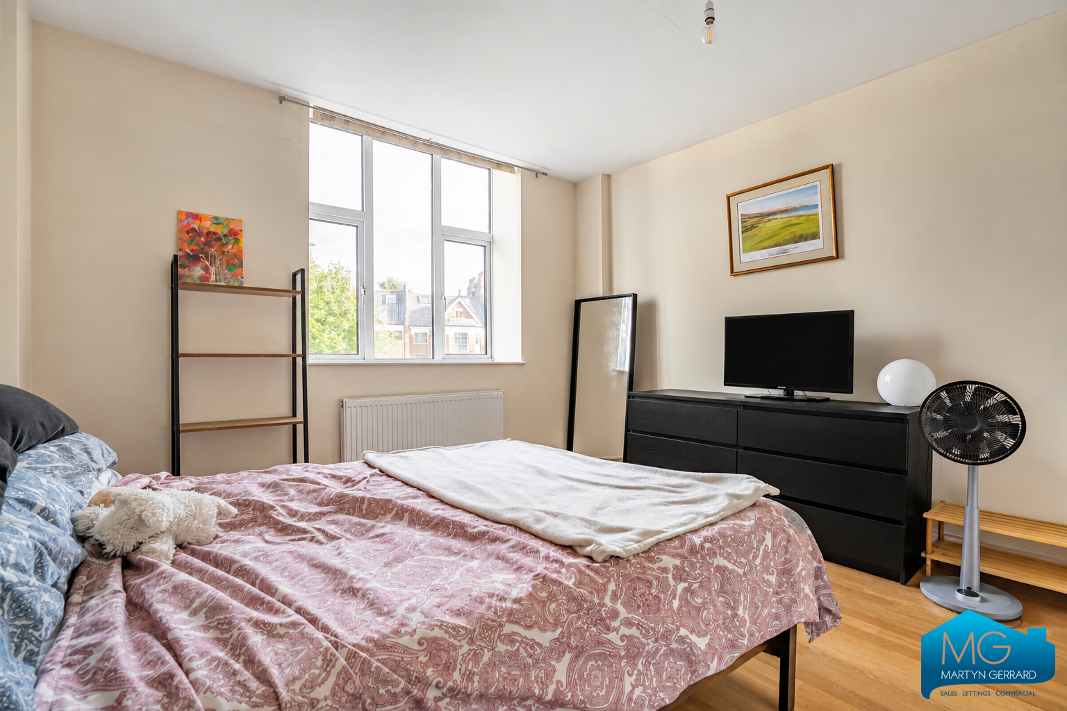 2 bedroom Apartment to rent - Martyn Gerrard