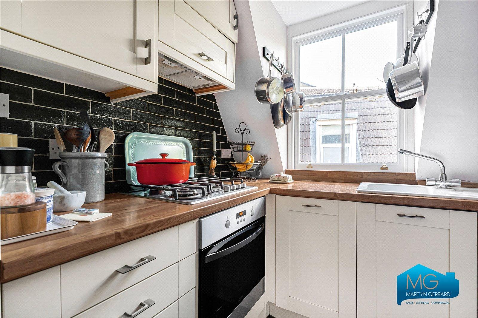 3 bedroom Terraced House to rent - Martyn Gerrard