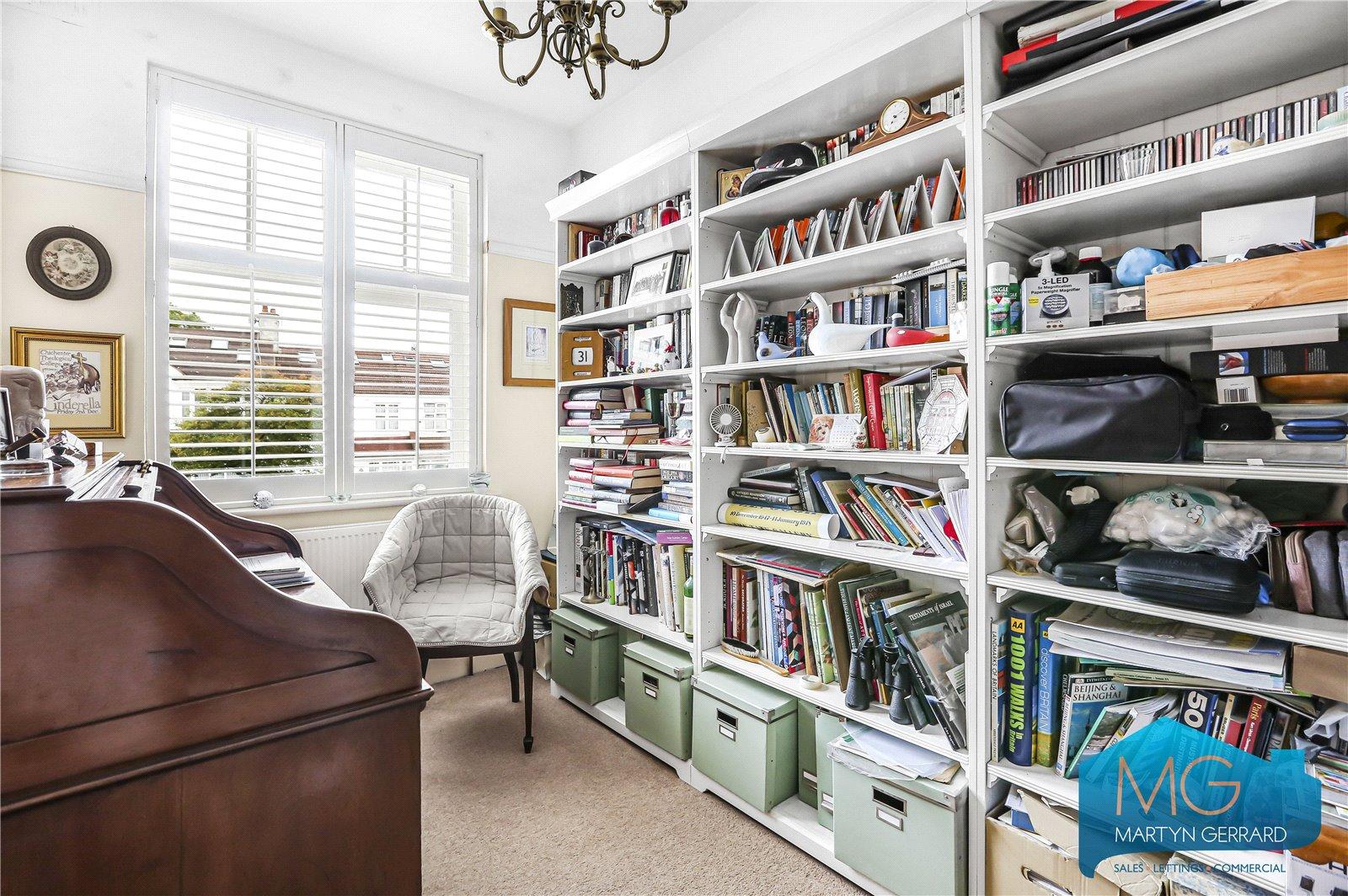 4 bedroom Terraced House for sale - Martyn Gerrard