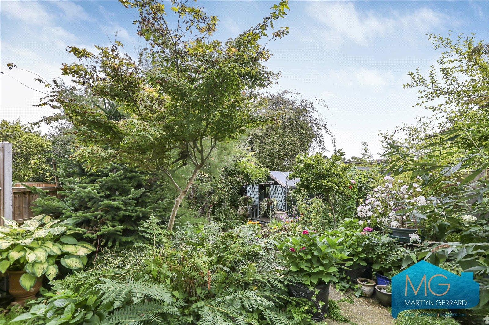 4 bedroom Terraced House for sale - Martyn Gerrard