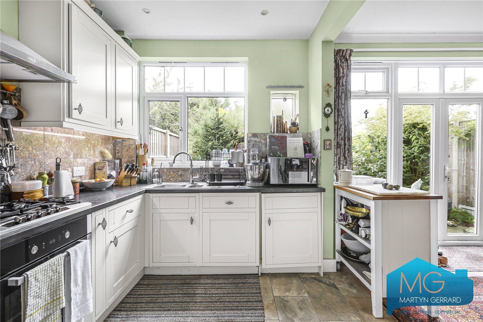 4 bedroom Terraced House for sale - Martyn Gerrard