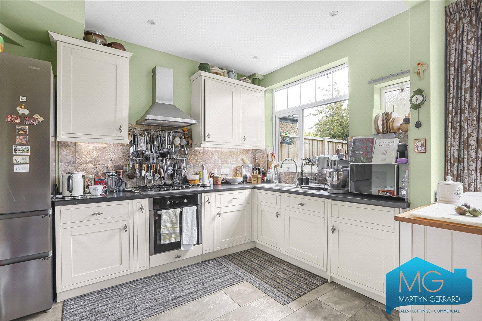 4 bedroom Terraced House for sale - Martyn Gerrard