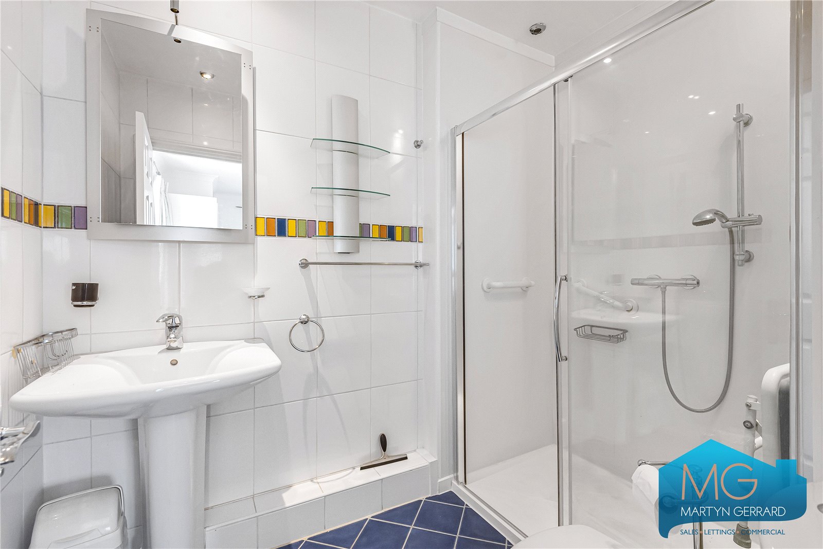 2 bedroom Apartment for sale - Martyn Gerrard