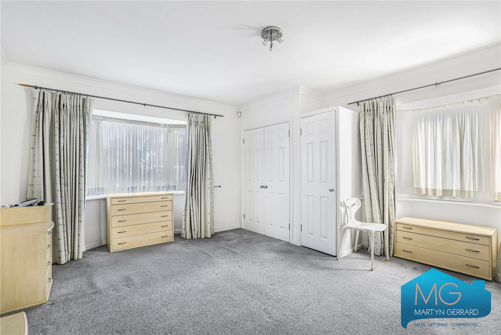 2 bedroom Apartment for sale - Martyn Gerrard