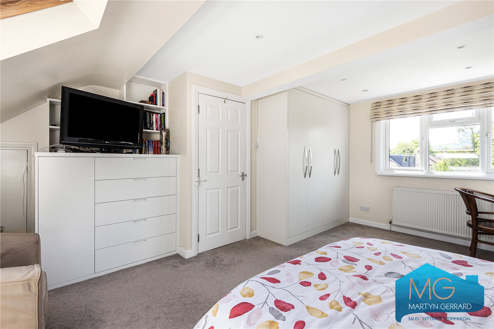 4 bedroom Semi-Detached House for sale - Martyn Gerrard