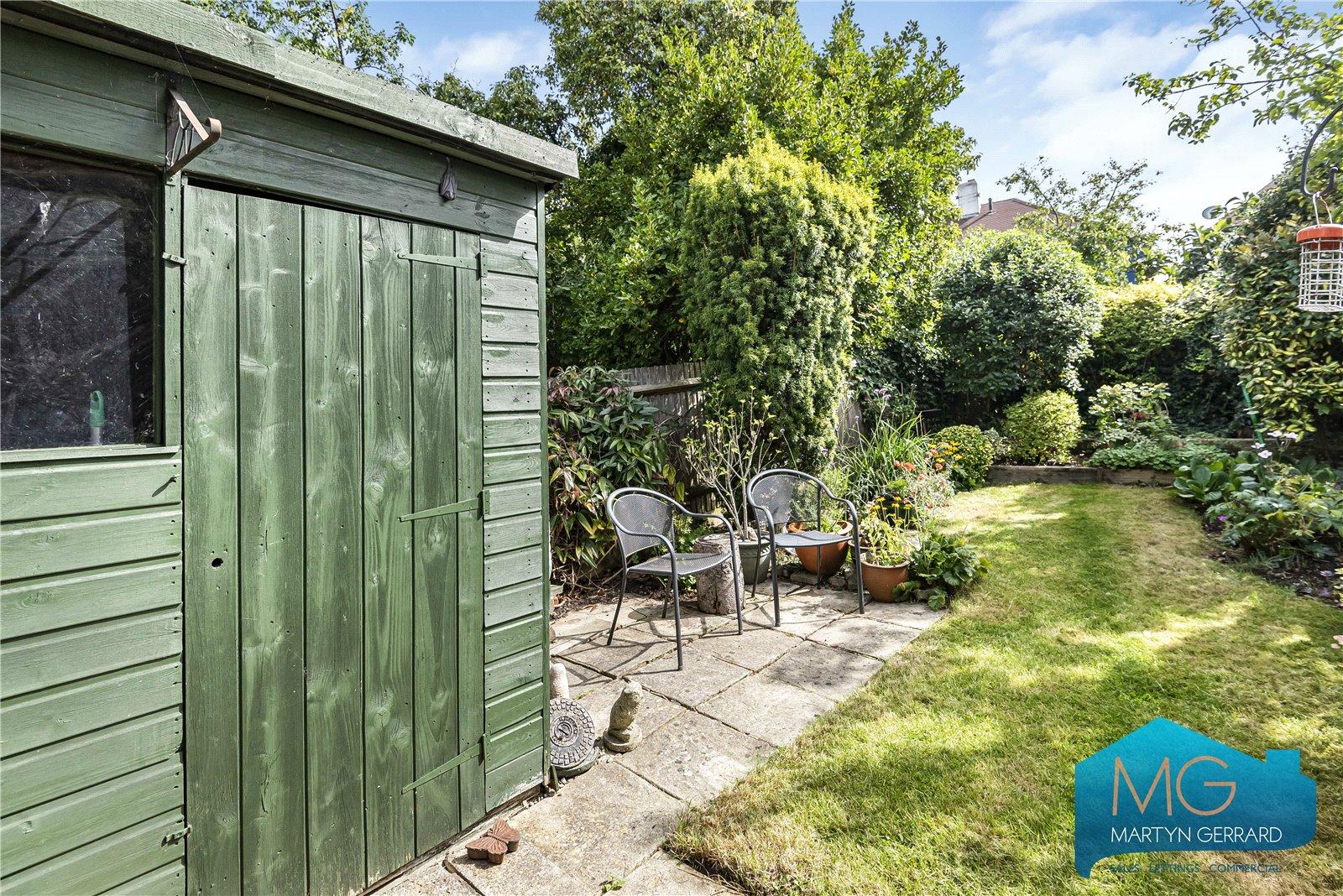 2 bedroom Apartment for sale - Martyn Gerrard