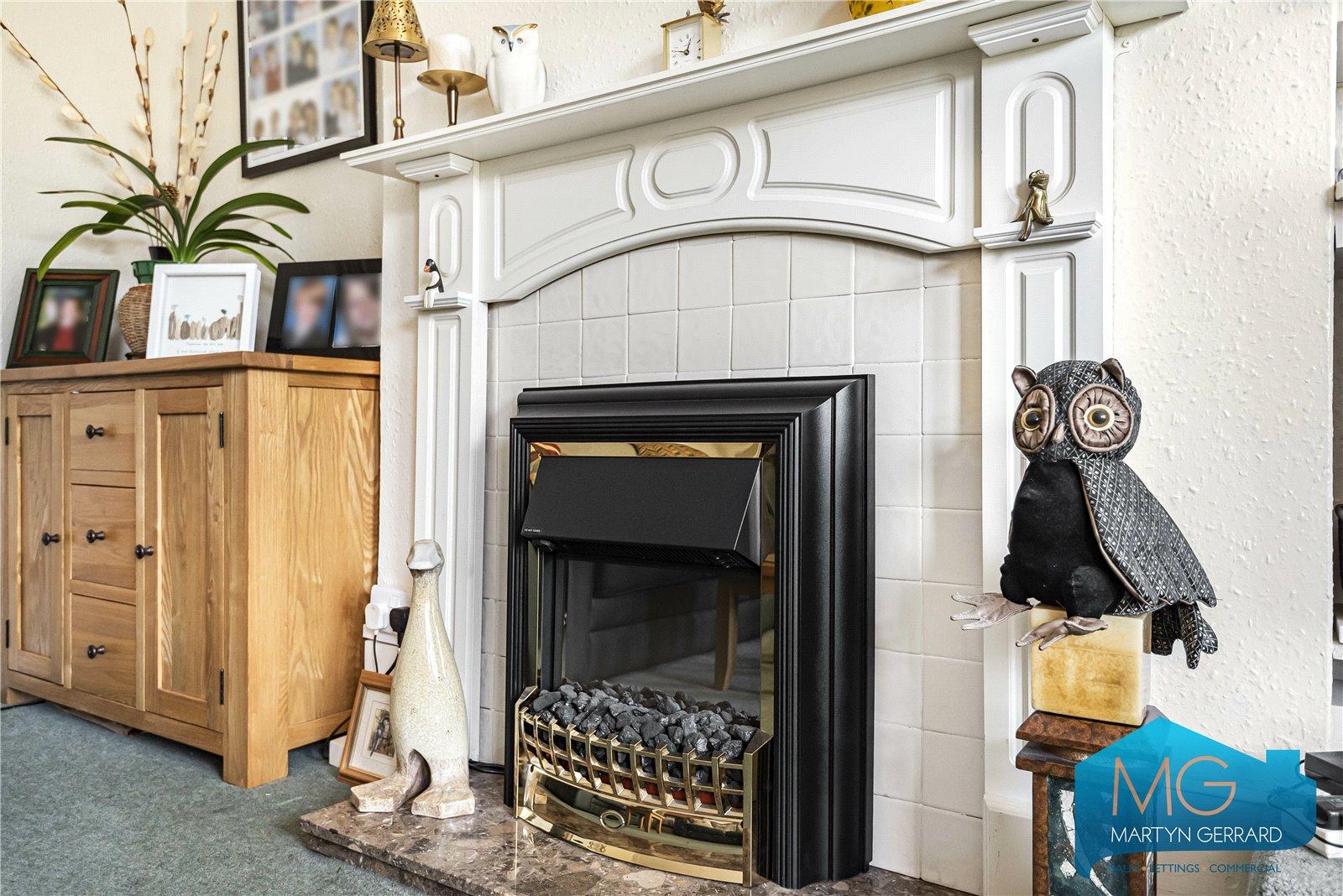2 bedroom Apartment for sale - Martyn Gerrard