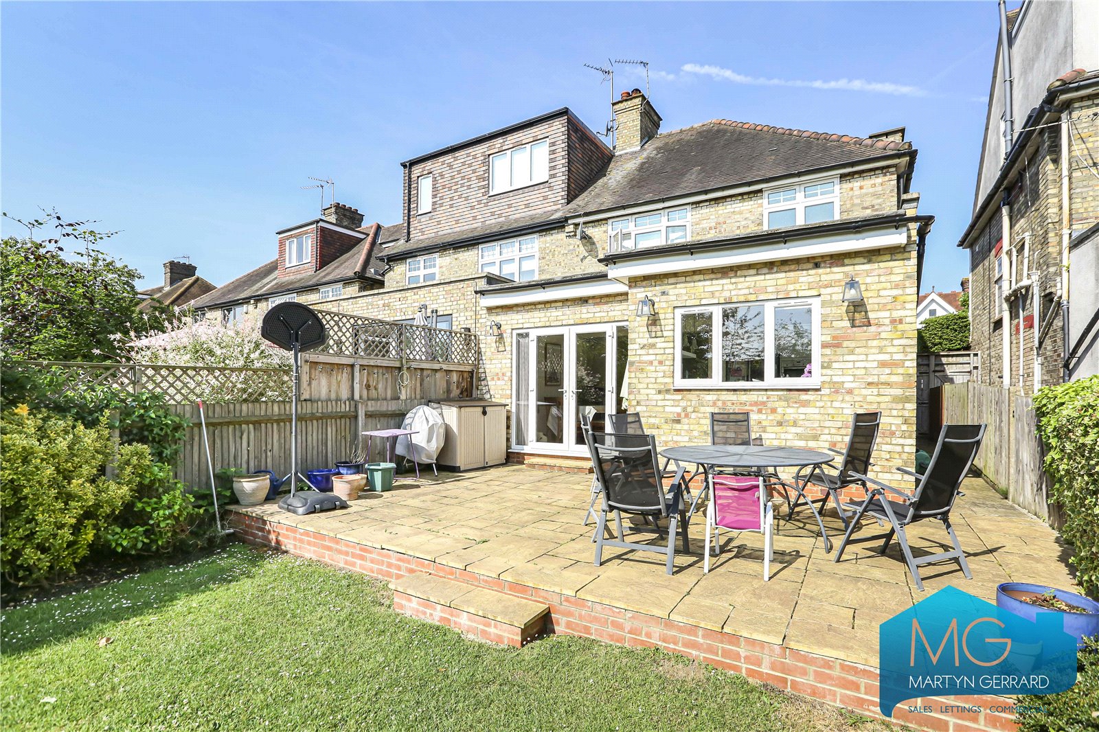 3 bedroom Semi-Detached House for sale - Martyn Gerrard