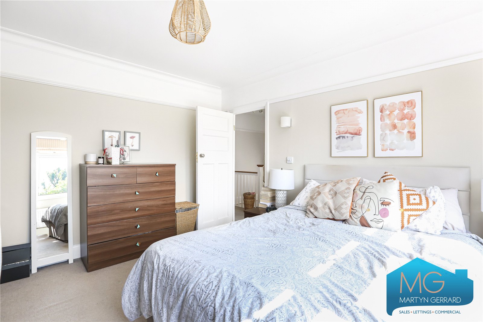 3 bedroom Semi-Detached House for sale - Martyn Gerrard