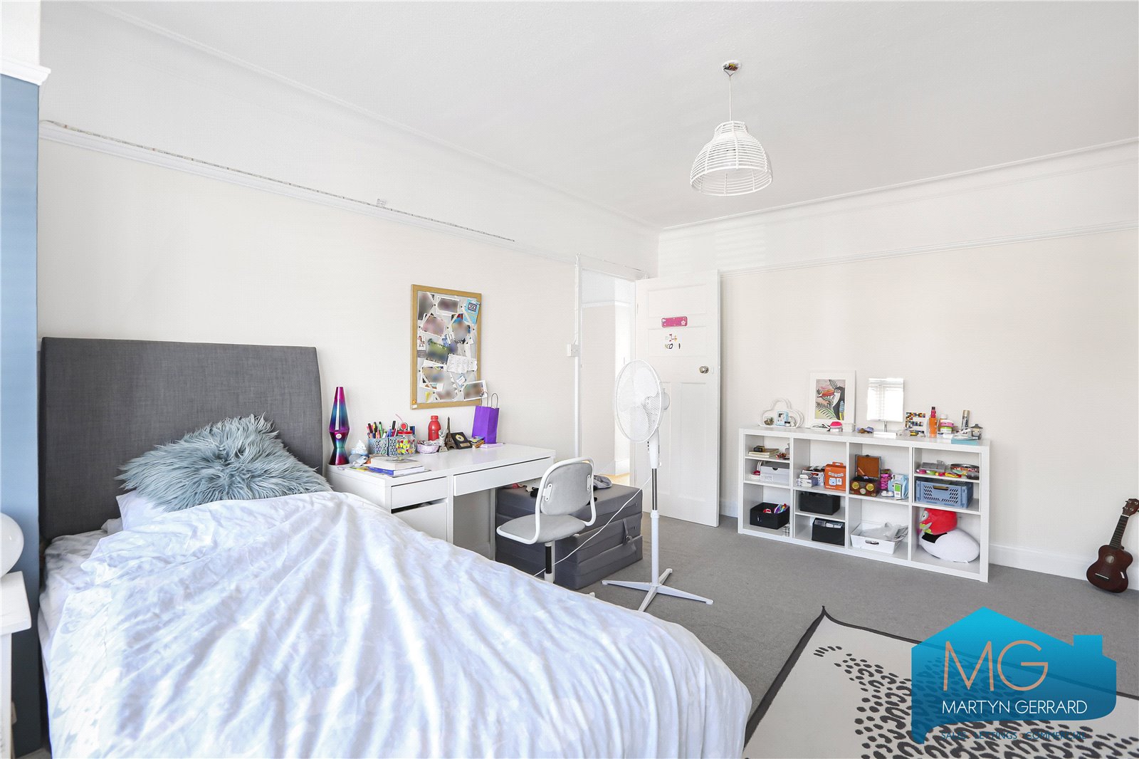 3 bedroom Semi-Detached House for sale - Martyn Gerrard