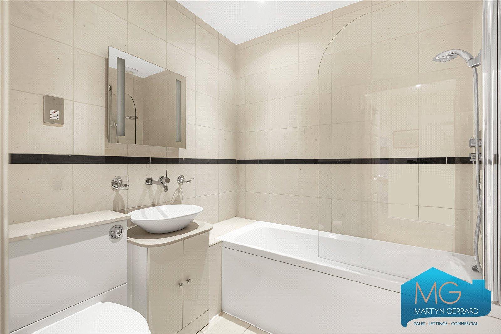 2 bedroom Apartment for sale - Martyn Gerrard