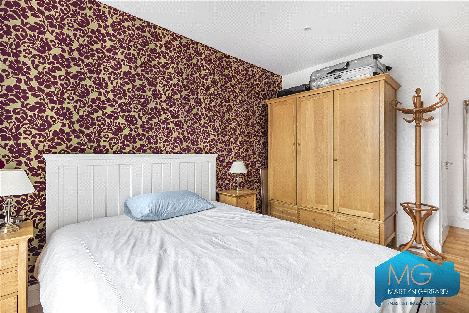 2 bedroom Apartment for sale - Martyn Gerrard