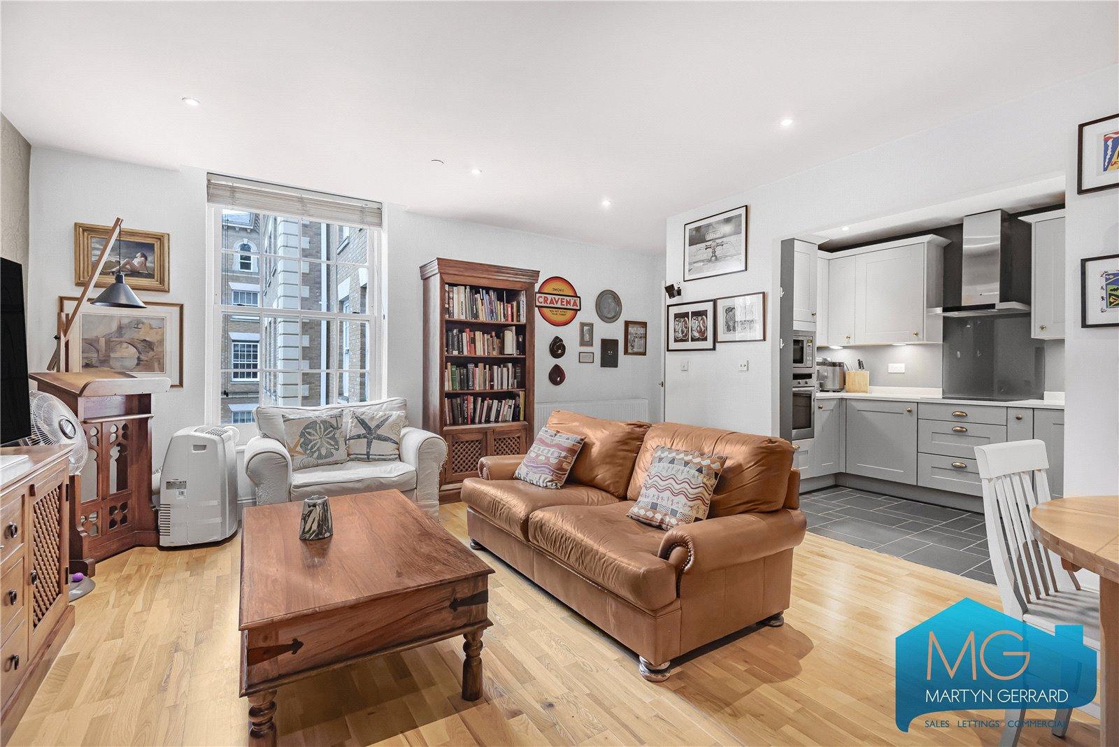 2 bedroom Apartment for sale - Martyn Gerrard