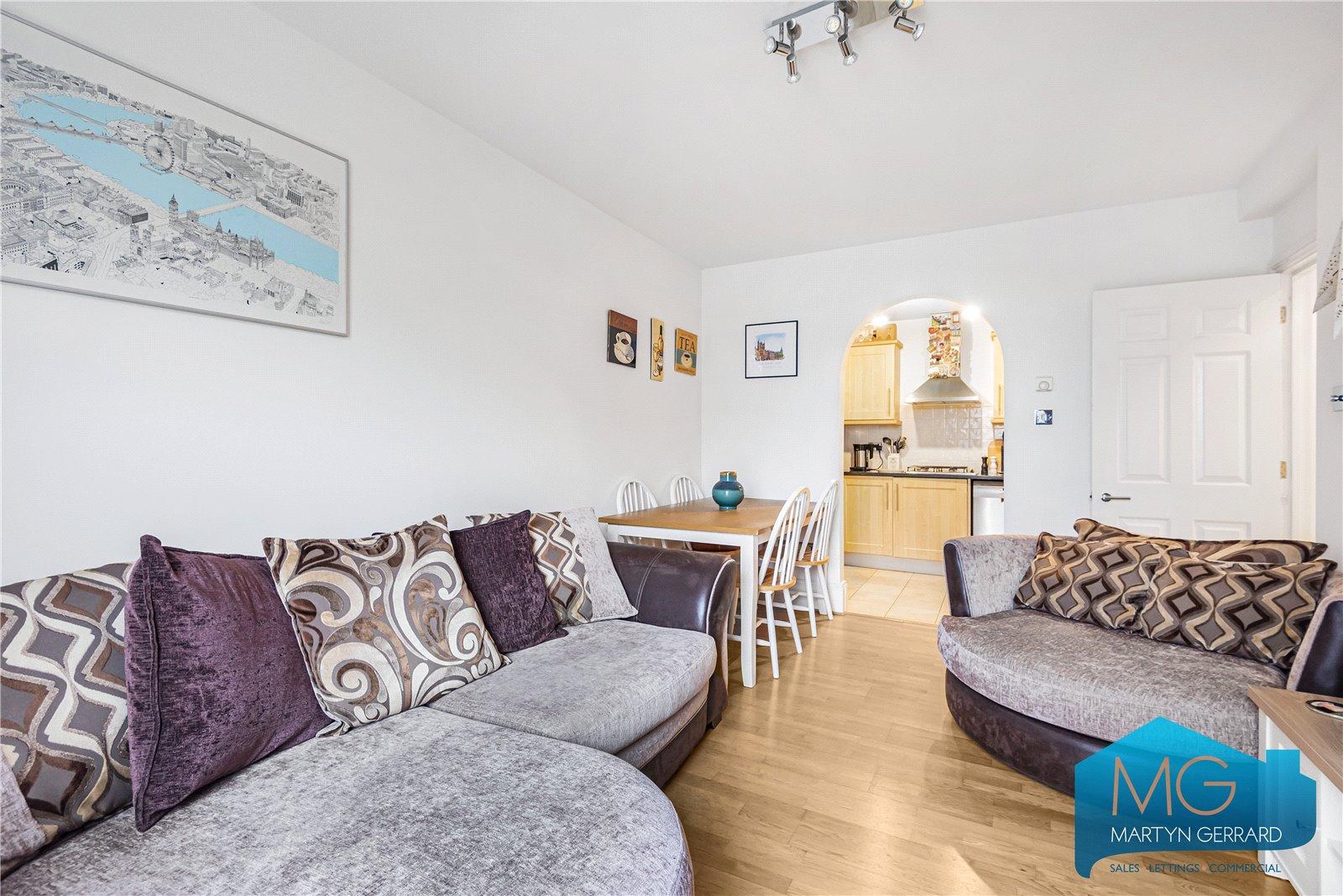 2 bedroom Apartment for sale - Martyn Gerrard