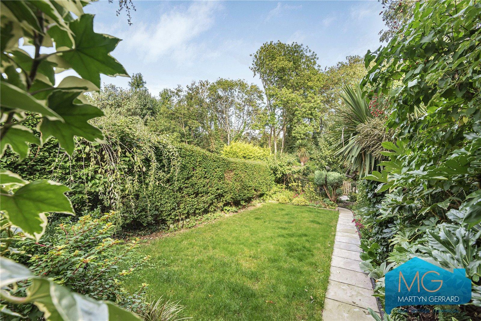 4 bedroom Semi-Detached House for sale - Martyn Gerrard