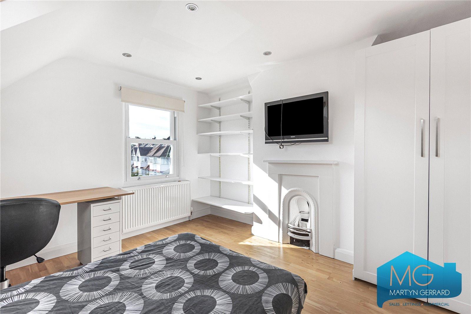 4 bedroom Semi-Detached House for sale - Martyn Gerrard