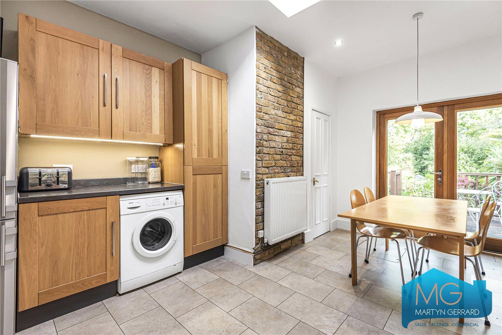 4 bedroom Semi-Detached House for sale - Martyn Gerrard