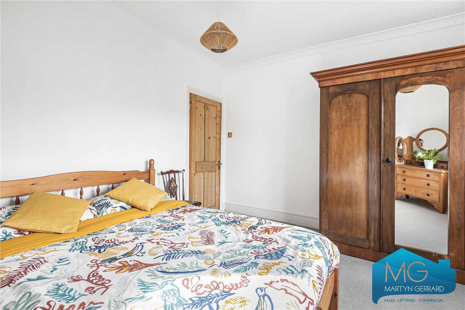 4 bedroom Semi-Detached House for sale - Martyn Gerrard