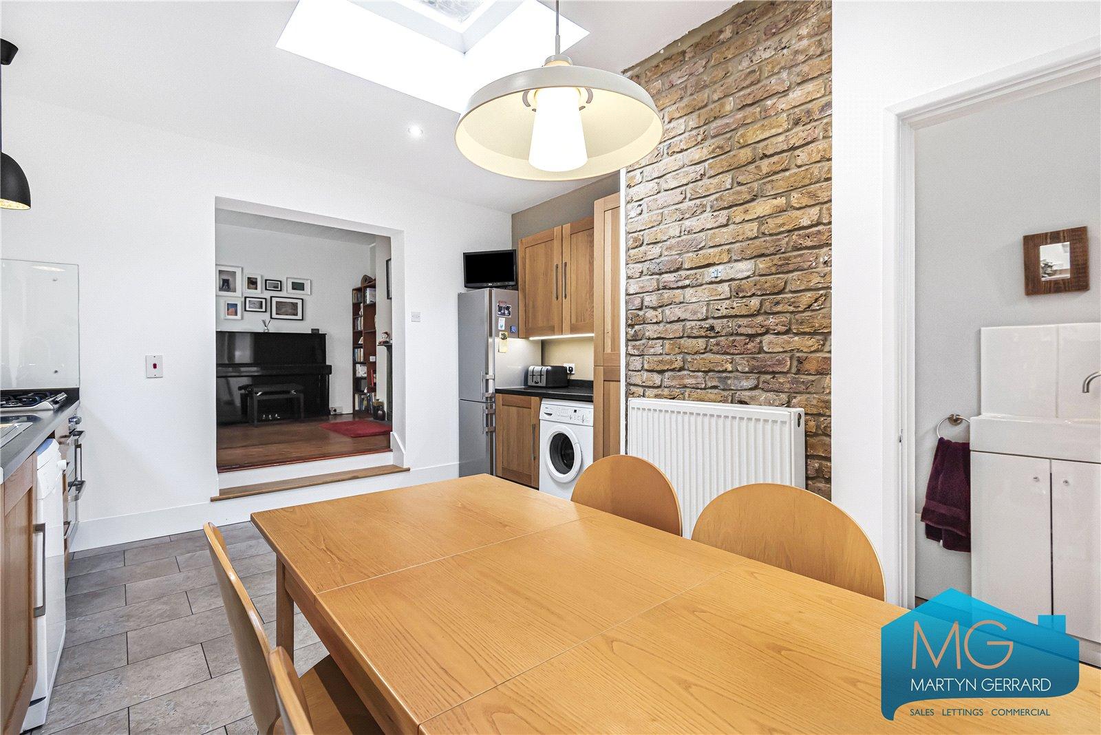 4 bedroom Semi-Detached House for sale - Martyn Gerrard