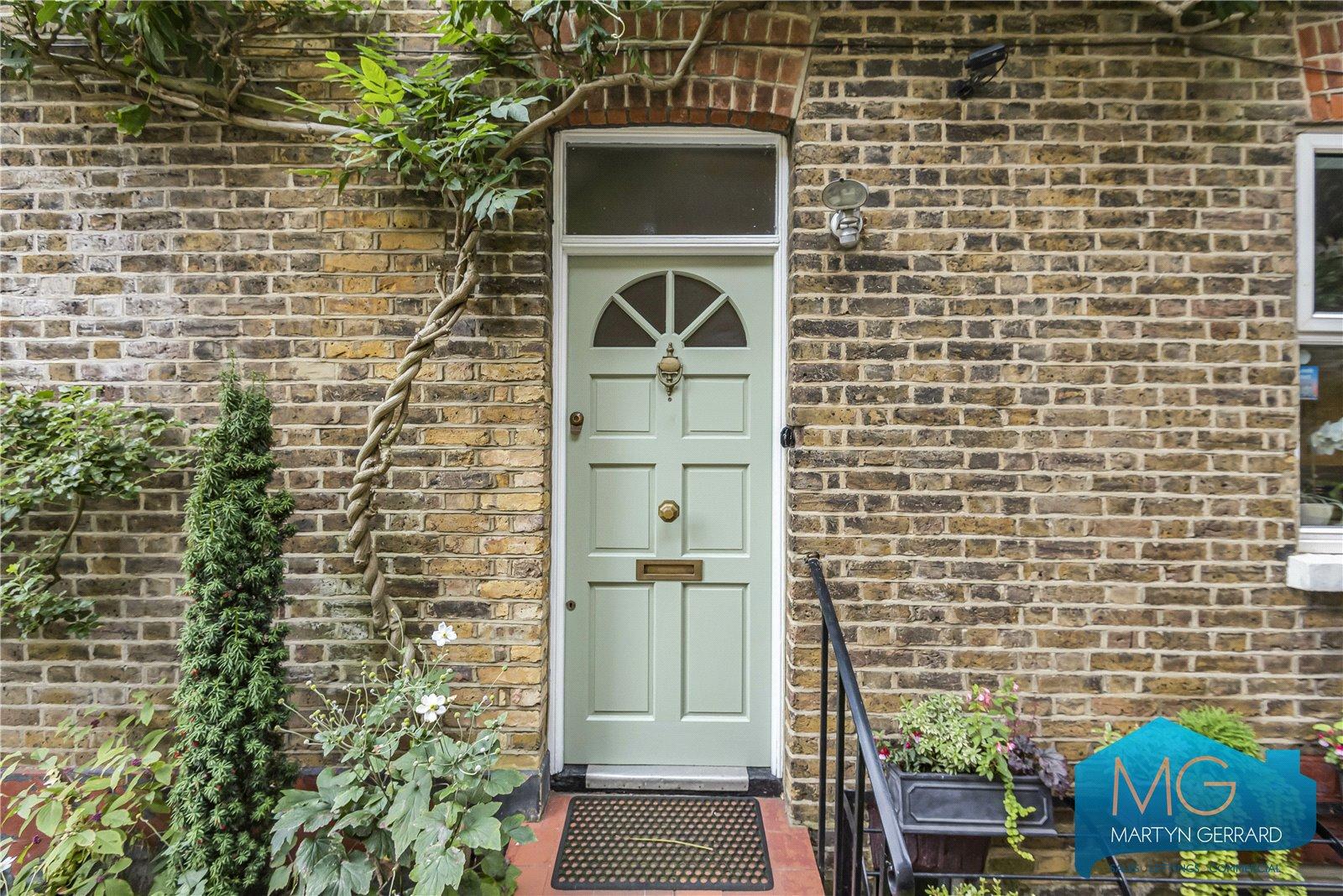 4 bedroom Semi-Detached House for sale - Martyn Gerrard